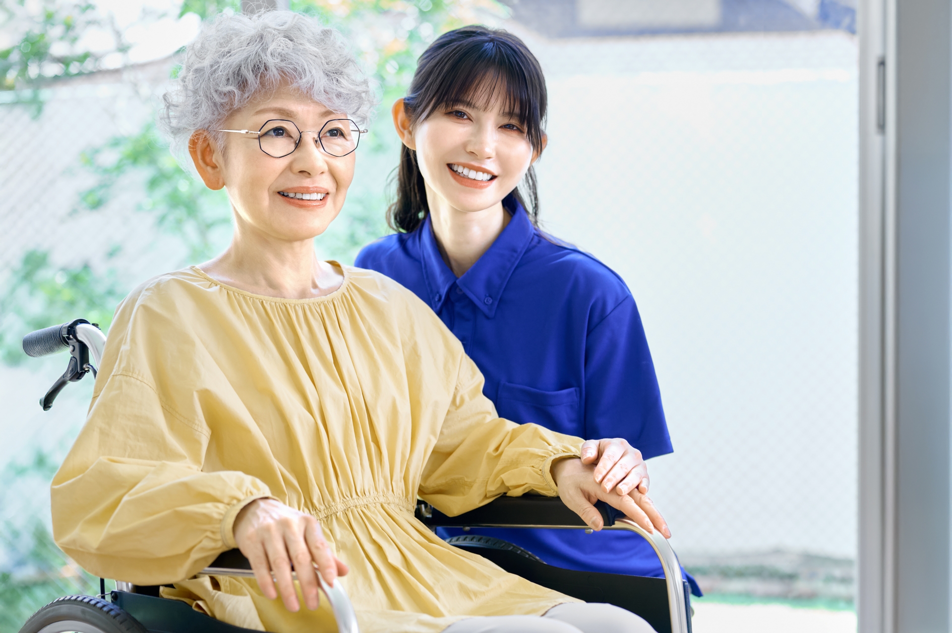 どの位高齢者身元保証サービスでサポートして貰えるか？